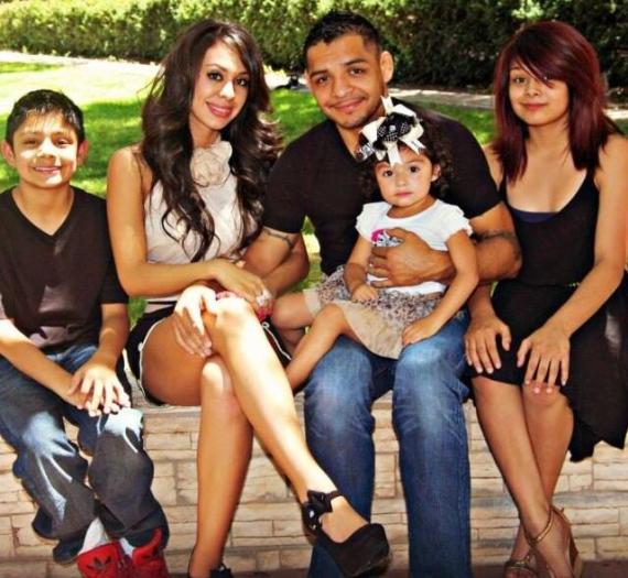 Леонард Гарсия с семьей