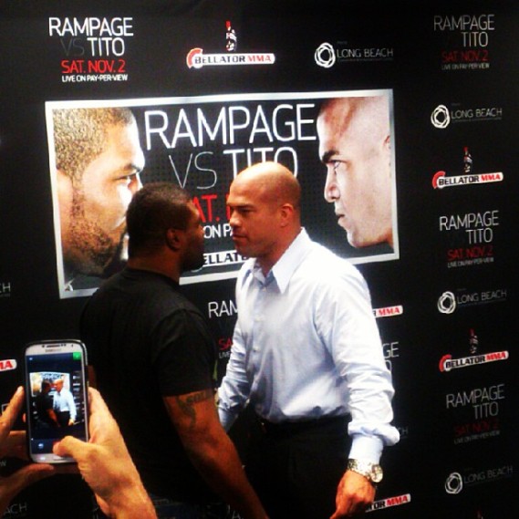 Куинтон Джексон (слева) - Тито Ортис