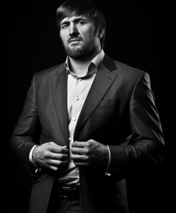 Виталий Минаков