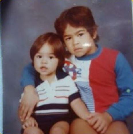 Антонио Силва с младшим братом