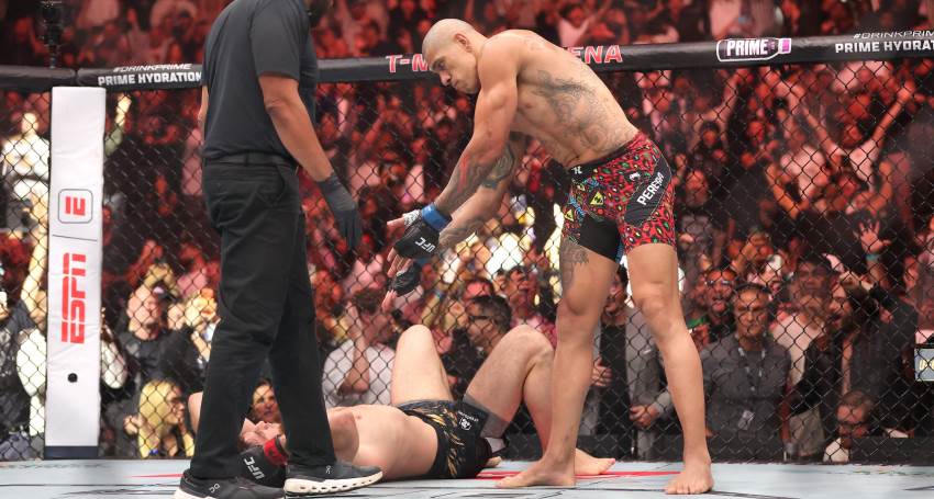 Алекс Перейра - Магомед Анкалаев Алекс Перейра - Магомед Анкалаев