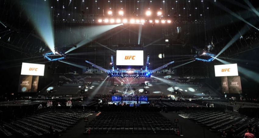 Комментатор UFC считает, что Перейра и Чимаев выступят на турнире в Белом доме