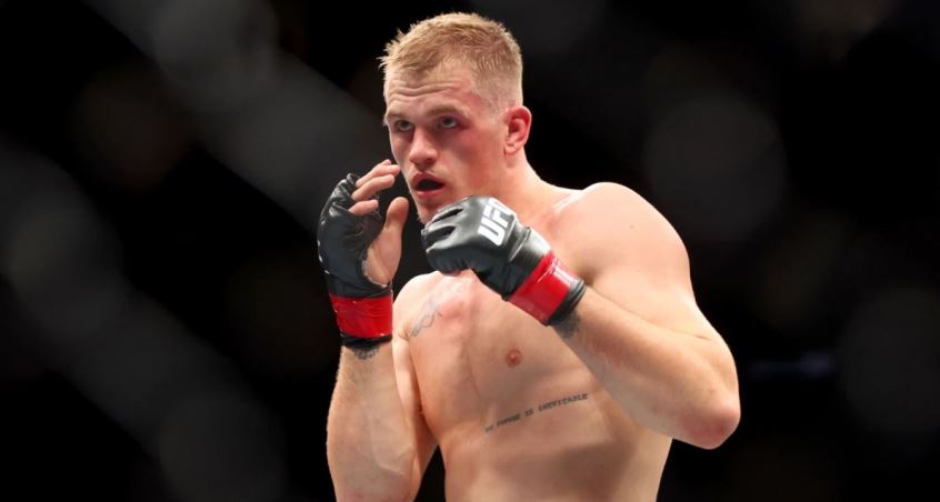 Иэн Мачадо Гэрри: «Хочу увидеть, как Ислам Махачев защищает пояс против претендента номер один, Иэна Мачадо Гэрри»