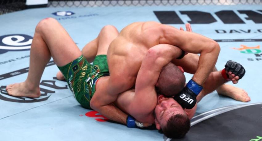 Дрикус Дю Плесси - Хамзат Чимаев Дрикус Дю Плесси - Хамзат Чимаев